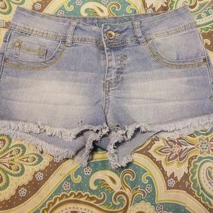 Cute cut off jean shorts
